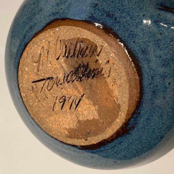 Vintage Handcrafted Pottery Mug Round Blue Glossy Artist Signed Dated 1994 - Picture 5 of 9